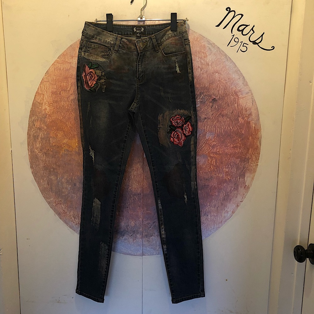 A.Z.I.Embellished Jeans